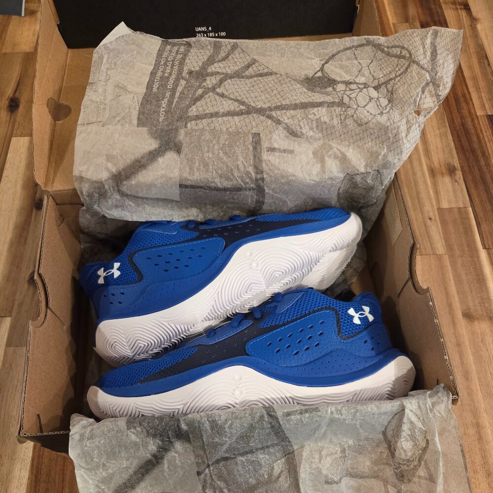 Under Armour Jet: New in box